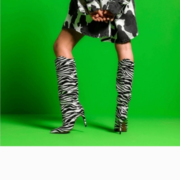 NEW Free People Vicenza Tokyo Zebra Stripe Patent Leather Knee High Heel Boots 7 - Picture 6 of 13